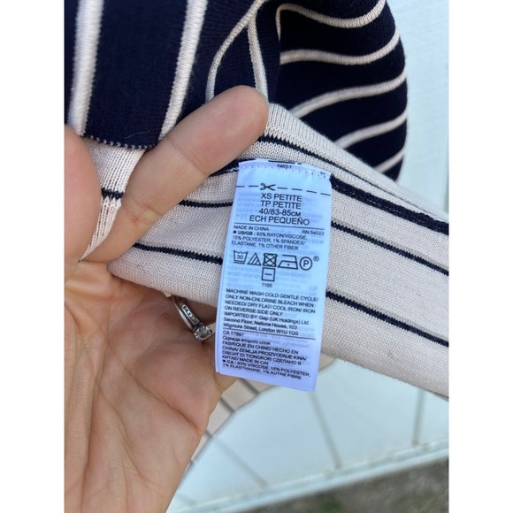 Banana Republic Stripe Knit Fit and‎ Flare Sweater Dress. sz XS Petite - Picture 3 of 4